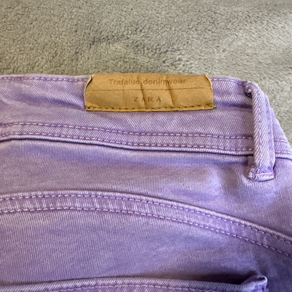 Zara Purple Pants Skinny Jeans Raw Hem Distressed Lilac Denim Low Rise Women's 8 - Picture 3 of 9